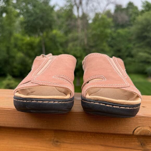 NWOB Clarks size 8.5 NARROW Merliah Leather Wedge Sandals - Sand Tan - Picture 8 of 12